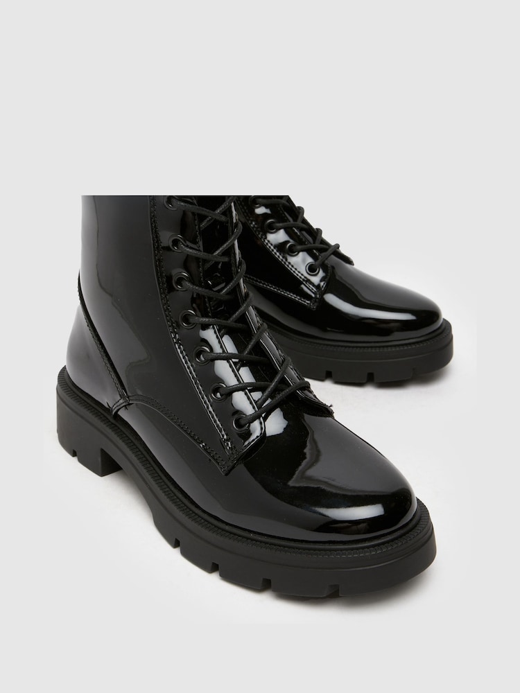 Schuh Andria Lace-Up Black Boots - Image 4 of 4