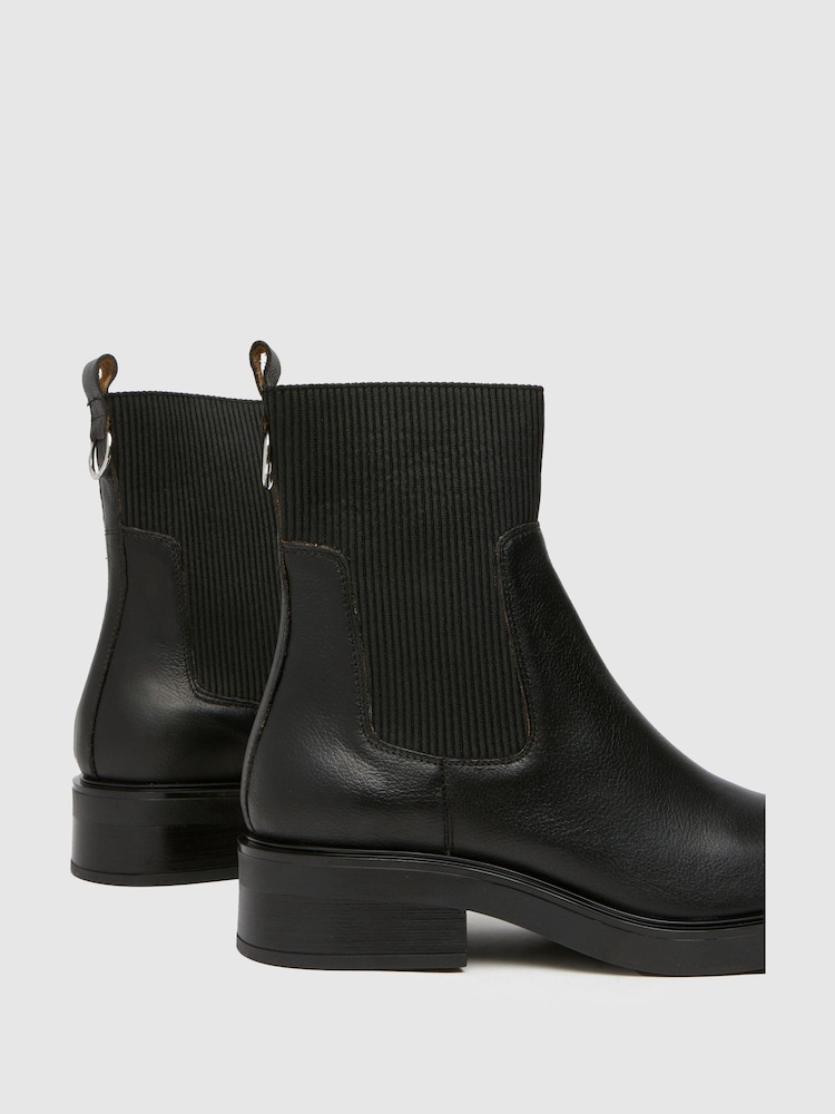 Schuh Constance Leather Chelsea Black Boots - Image 2 of 4