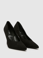 Schuh Sylvia Point Court Shoes - Image 2 of 4
