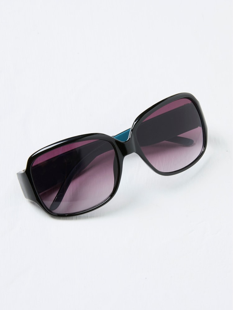 FatFace Black Olivia Oversized Sunglasses - Image 1 of 2 FatFace Black Olivia Oversized Sunglasses - Image 1 of 2