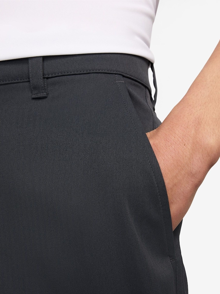 Nike Black Victory Dri-FIT 7 inch Golf Shorts - Image 4 of 4