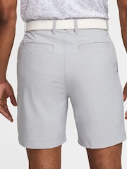 Nike Grey Victory Dri-FIT 7 inch Golf Shorts - Image 3 of 7