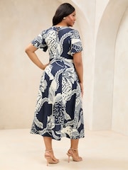 Azul marino - Lipsy Mixed Print Underbust Jersey Midi Dress - Imagen 4 de 4