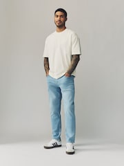 أزرق شاحب - Regular Tapered Fit Classic Stretch Jeans - صورة 4 من 6