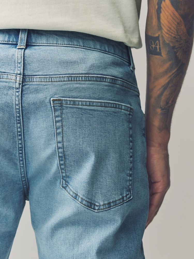 أزرق شاحب - Regular Tapered Fit Classic Stretch Jeans - صورة 6 من 6