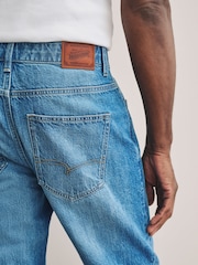 כחול  - גזרה ישרה - Signature Lightweight Cotton Linen Jeans - Image 7 of 12