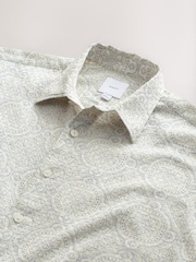 White Printed Tile Short Sleeve 100% Cotton Shirt - Image 7 of 8