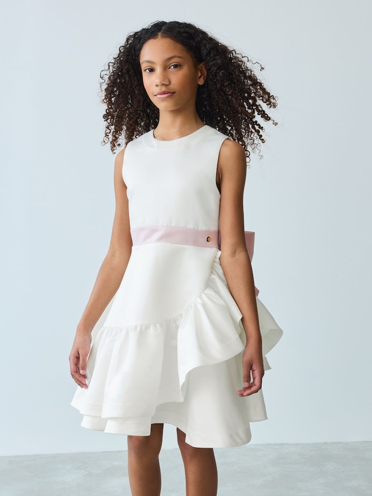 Белое атласное платье для особых случаев с бантом на талии Baker by Ted Baker - Изображение 1 из 11