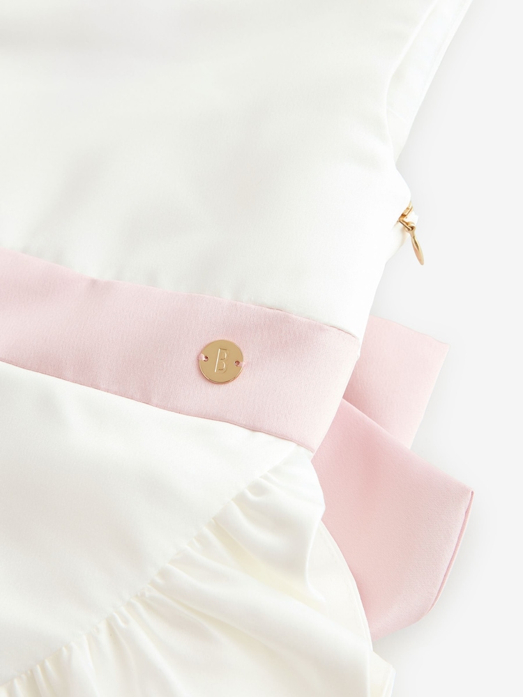 Белое атласное платье для особых случаев с бантом на талии Baker by Ted Baker - Изображение 11 из 11