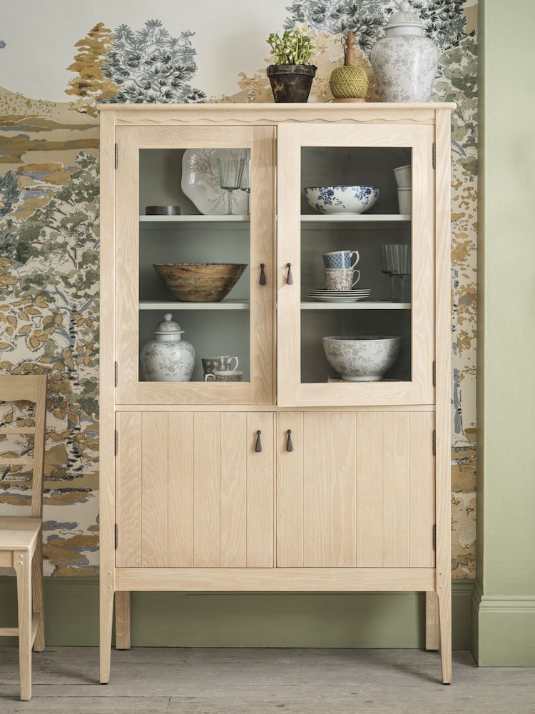 Laura Ashley Washed Oak Calford 4 Door Glazed Cabinet - Image 1 of 7