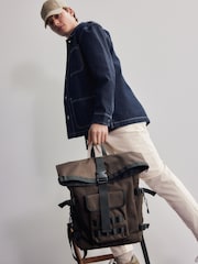 Braun - Canvas-Rucksack mit Rollverschluss - Bild 2 von 8