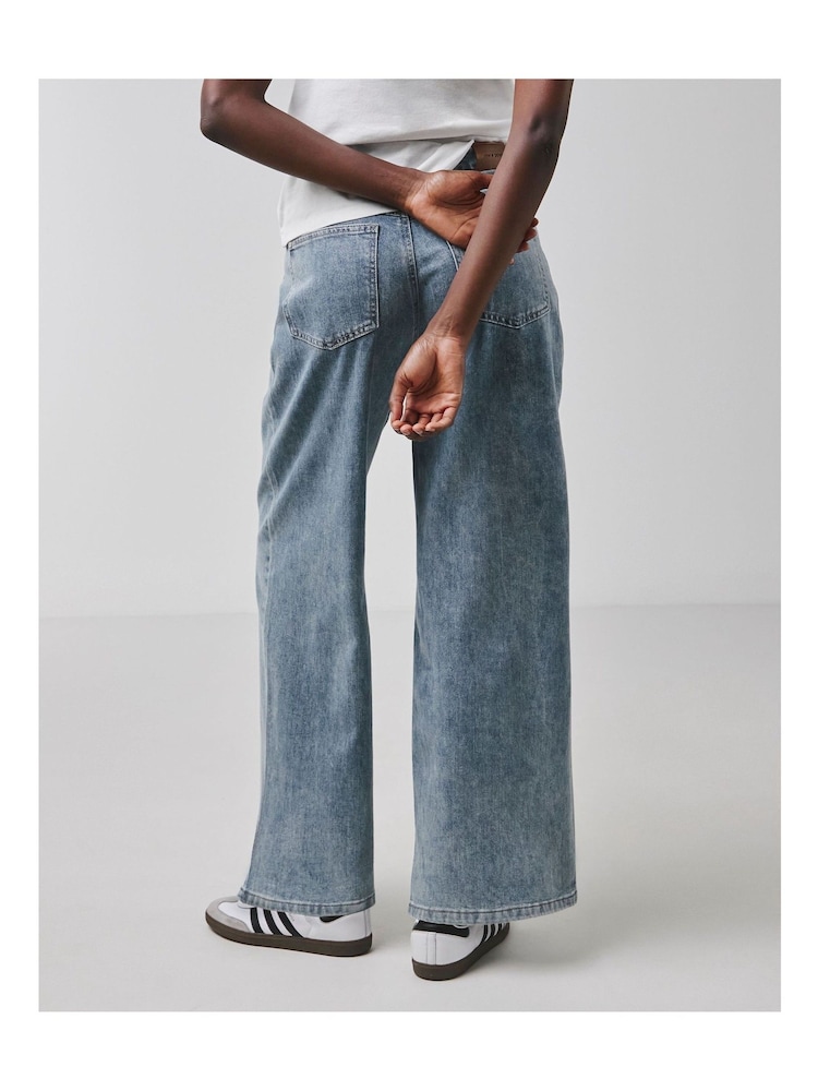 JD Williams Blue Extreme Pintuck Wide Leg Jeans - Image 2 of 4 JD Williams Blue Extreme Pintuck Wide Leg Jeans - Image 2 of 4