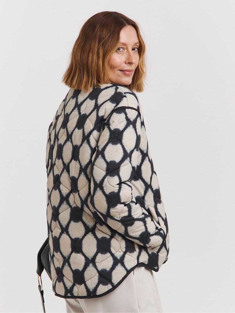 JD Williams Cream Printed Short Quilt Jacket - Image 2 of 4