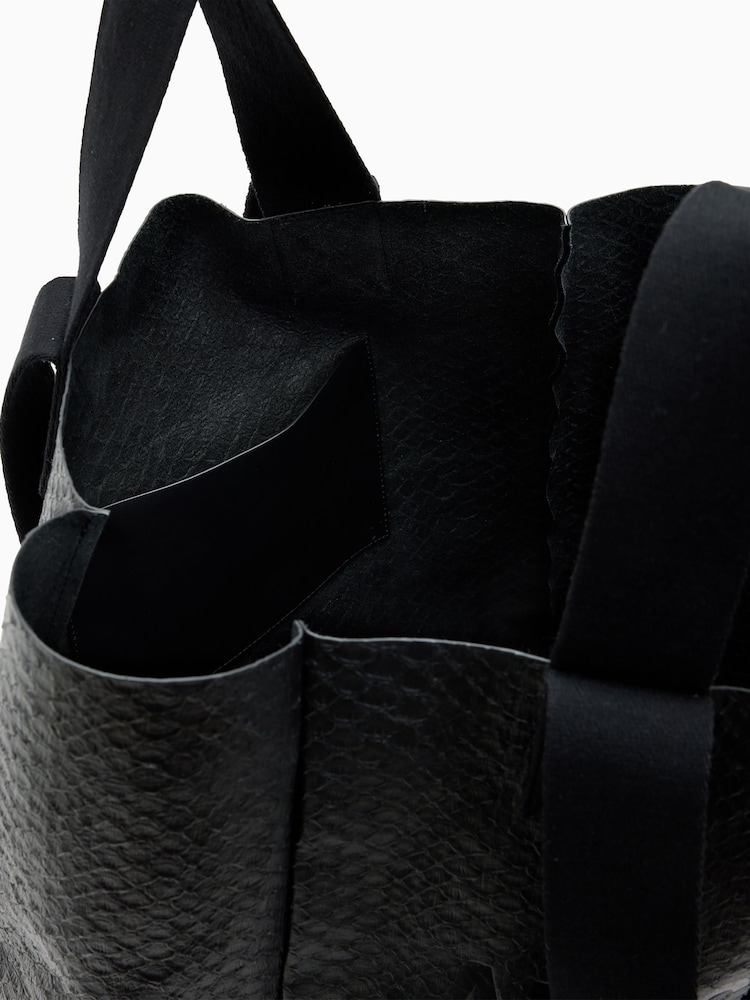 AllSaints Black Izzy E/W Snake Print Tote Bag - Image 2 of 5