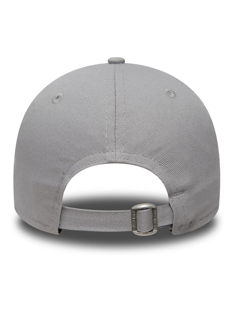 New Era Kids Grey New York Yankees Essential 9FORTY 100% Cotton Cap - Image 2 of 4