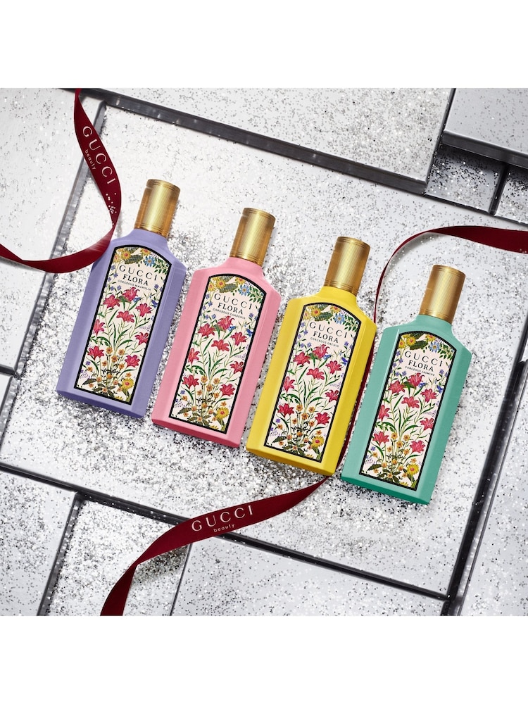 Gucci Flora Gorgeous Magnolia Eau de Parfum 100ml Gift Set - Image 1 of 3