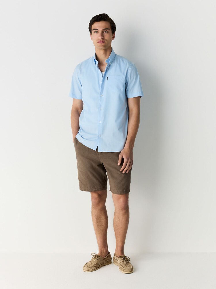 Light Blue Regular Fit Short Sleeve Easy Iron Button Down Oxford Shirt - Image 2 of 8 Light Blue Regular Fit Short Sleeve Easy Iron Button Down Oxford Shirt - Image 2 of 8