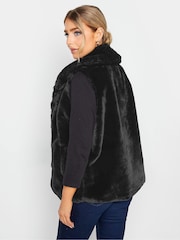 M&Co Black Faux Fur Gilet - Image 3 of 4