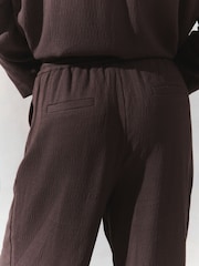 Marrón - Crinkle Textured Wide Leg Trousers - Imagen 5 de 8
