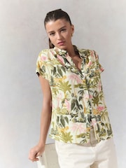 Animal/ Jungle Print Short Sleeve Shirt with Linen - Image 3 of 9