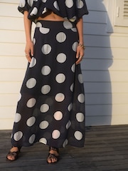 Navy/White Spot Drape Lightweight Maxi Skirt - Image 4 of 10