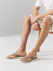 Natural - Sandalias deportivas con tira al dedo - Imagen 1 de 7