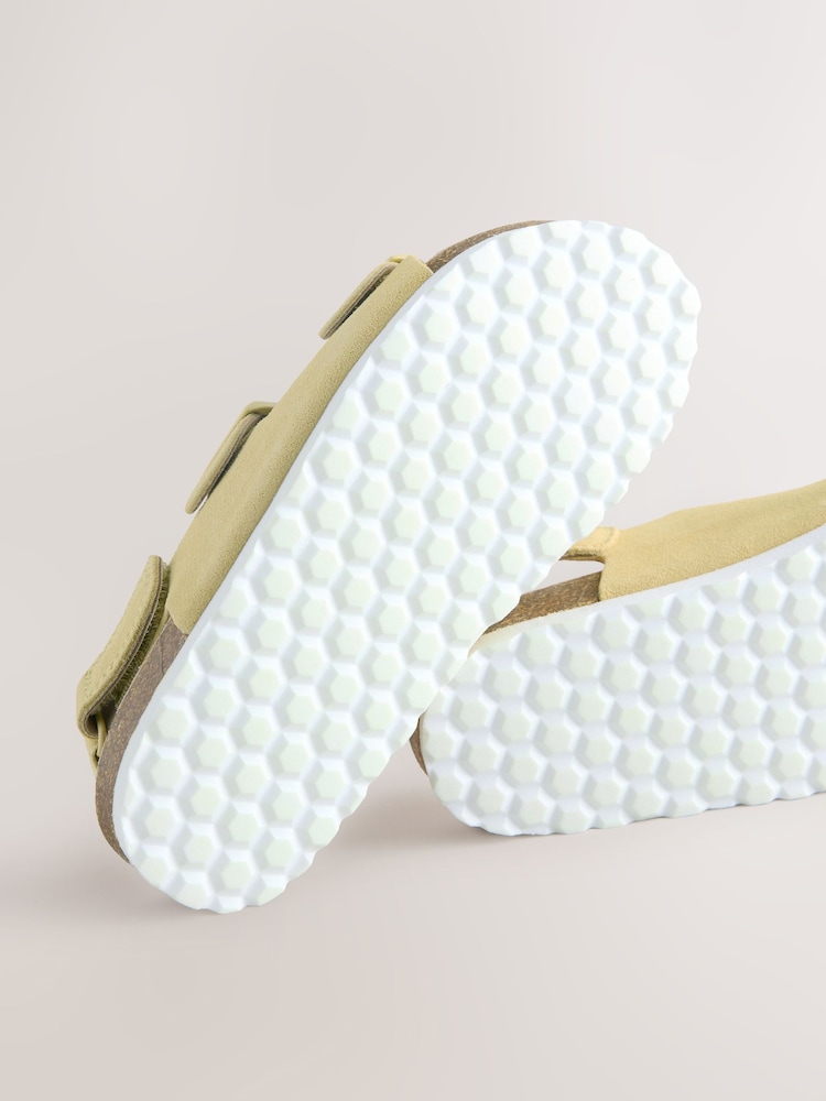 Gelbes Veloursleder - Sandalen mit Kork-Fußbett und Klettverschluss - Bild 5 von 5 Gelbes Veloursleder - Sandalen mit Kork-Fußbett und Klettverschluss - Bild 5 von 5