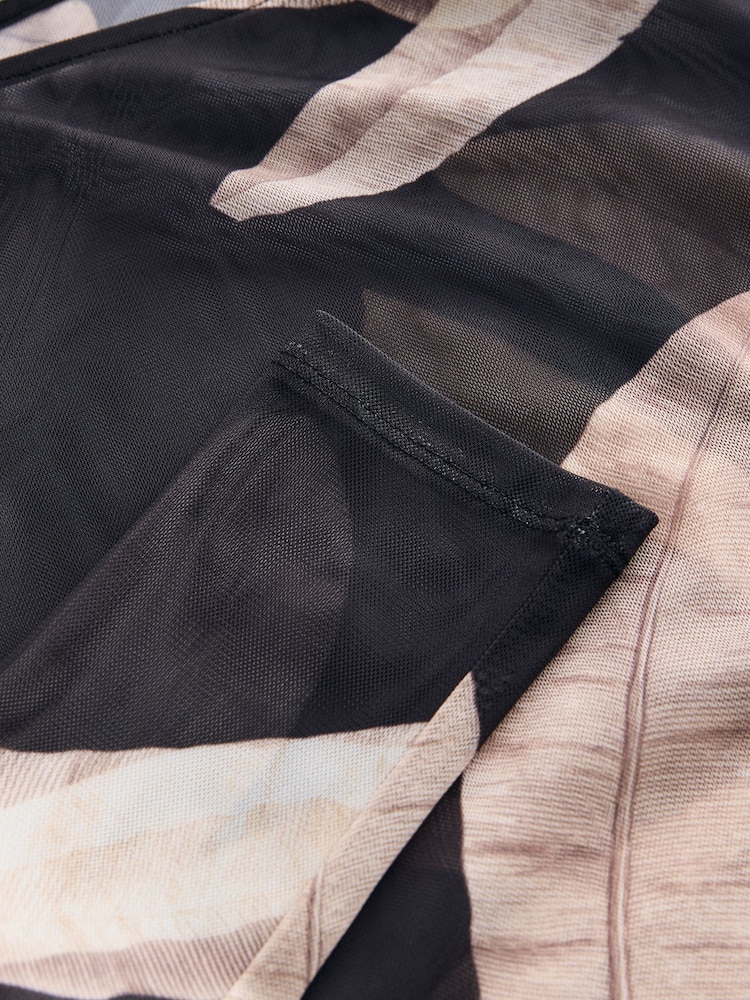Black Palm Long Sleeve Ruched Side Mesh Top - Image 7 of 7