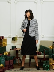 Crew Clothing Company Marten Schwarzes Tüllkleid aus Jersey - Bild 1 von 5