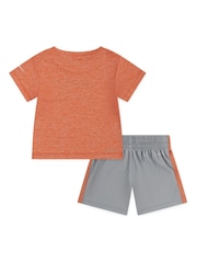 Nike Short Sleeve T-Shirt and Shorts Set - Imagen 2 de 5