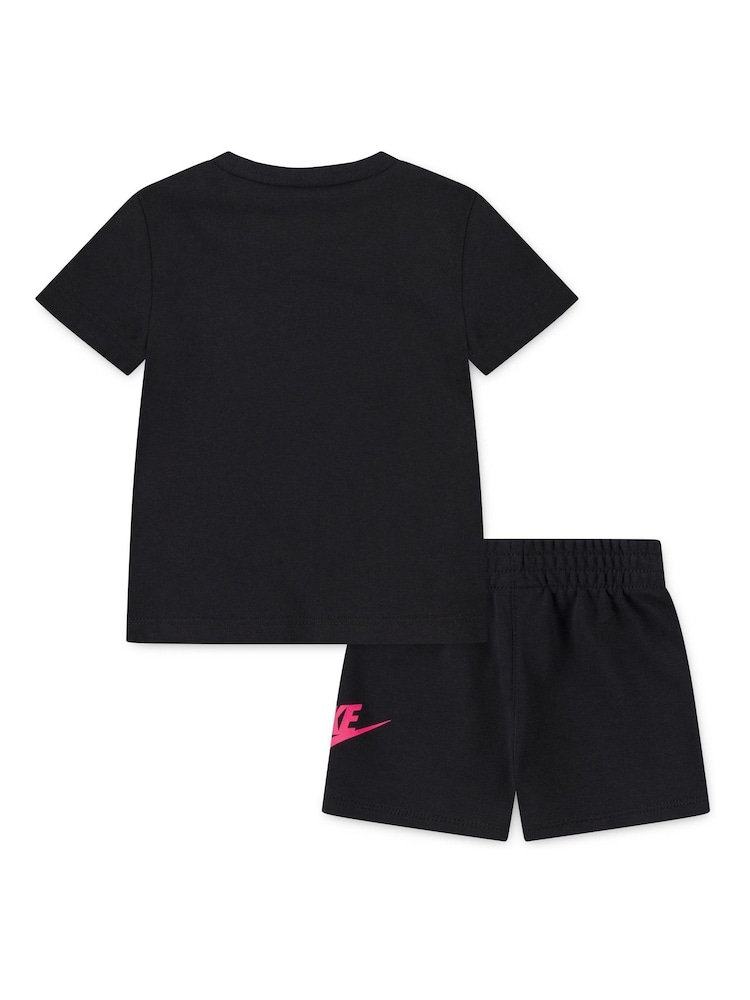 Negro - Nike Infant Club T-Shirt and Shorts Set - Imagen 2 de 4
