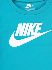 Azul - Nike Infant Club T-Shirt and Shorts Set - Imagen 4 de 4