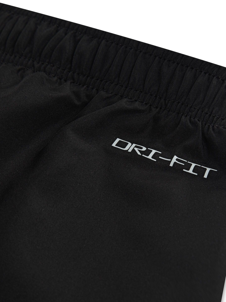 Negro - Nike Little Kids DriFIT T-Shirt and Woven Shorts Set - Imagen 10 de 10