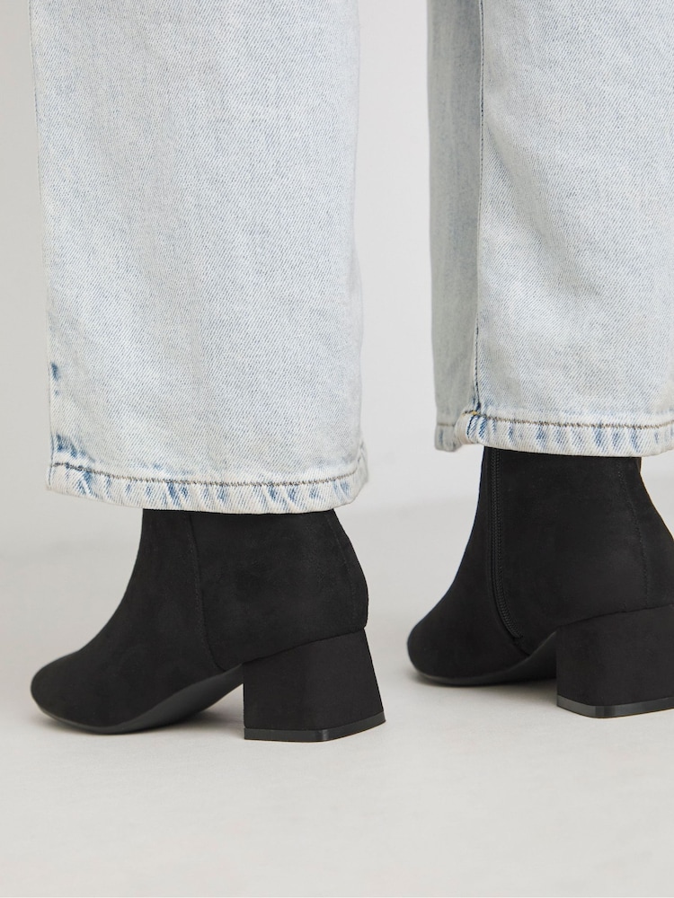 JD Williams Black Low Block Heel Ankle Boots In Extra Wide Fit - Image 2 of 4
