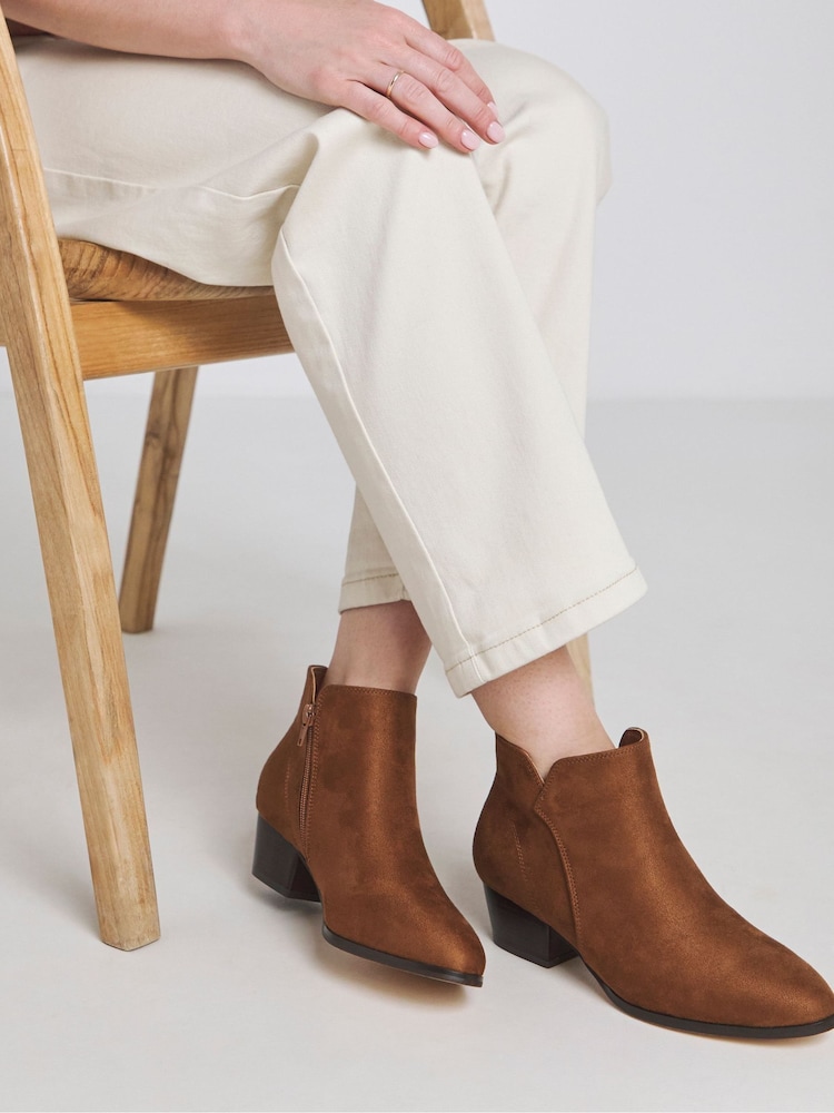JD Williams Natural Wide Fit Classic Synthetic Western Ankle Boots in Wide Fit - Image 1 of 3