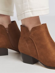 JD Williams Natural Extra Wide Fit Classic Synthetic Western Ankle Boots in Wide Fit - Image 4 of 4