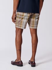 Aubin Red Addlethorpe Chino Shorts - Image 2 of 5