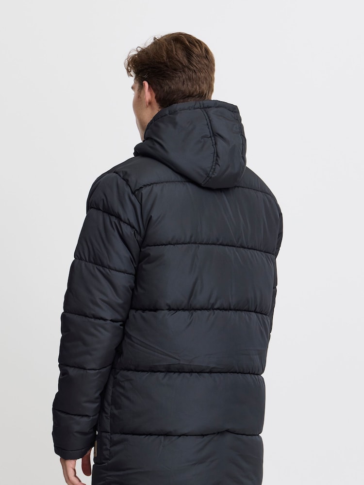 Lang geschnittene Pufferjacke aus Mischgewebe - Bild 2 von 5 Lang geschnittene Pufferjacke aus Mischgewebe - Bild 2 von 5