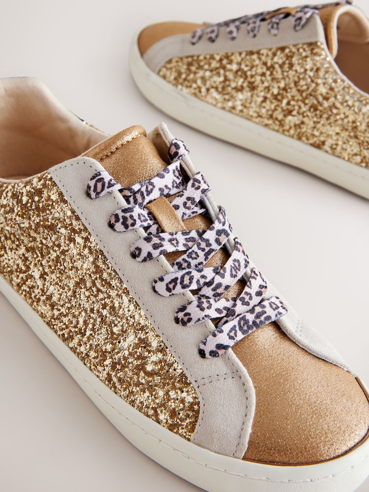 Dorado - Forever Comfort® Glitter Detail Round Toe Lace-Up Trainers - Imagen 6 de 6 Dorado - Forever Comfort® Glitter Detail Round Toe Lace-Up Trainers - Imagen 6 de 6