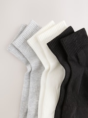 Schwarz/Weiß/Grau - 6er-Pack Sneakersocken in mittlerer Länge - Bild 9 von 9