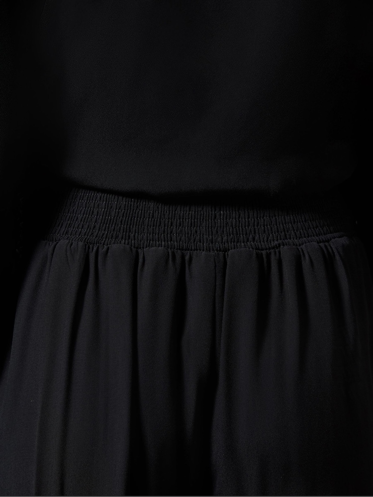 Ro&Zo Black Crepe Wide Leg Trousers - Image 3 of 3 Ro&Zo Black Crepe Wide Leg Trousers - Image 3 of 3
