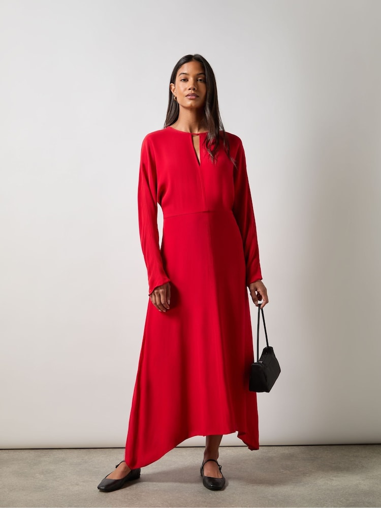 Ro&Zo Red Crepe Keyhole Midi Dress - Image 1 of 5