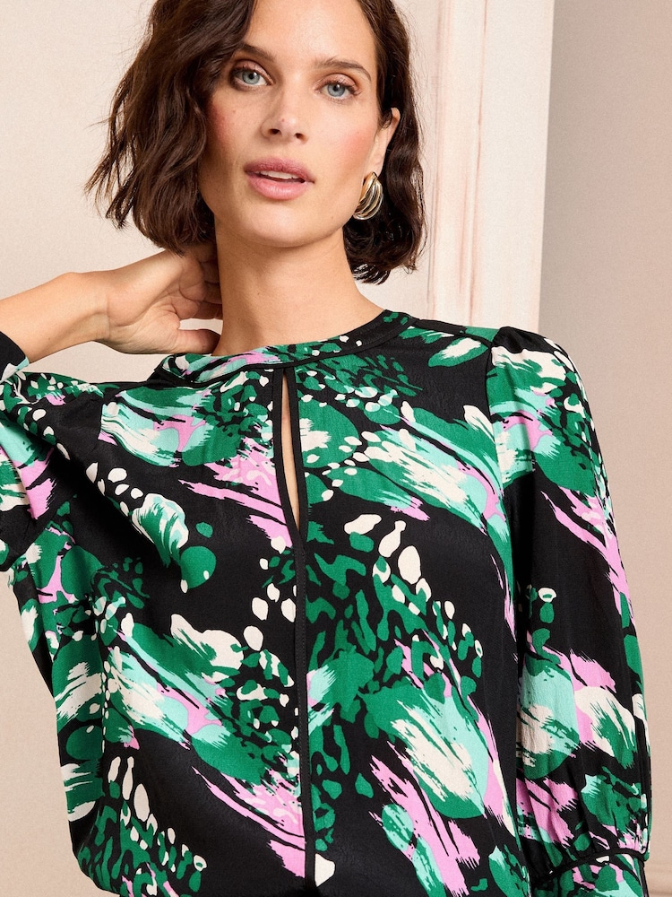 Love & Roses Black Animal Petite Sequin Keyhole Crew Neck 3/4 Sleeve Blouse - Image 4 of 4