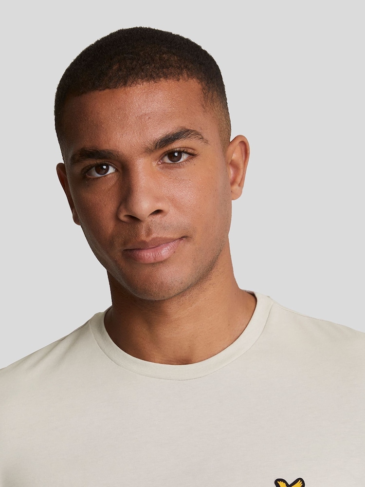 Lyle & Scott Silver Martin T-Shirt - Image 4 of 5