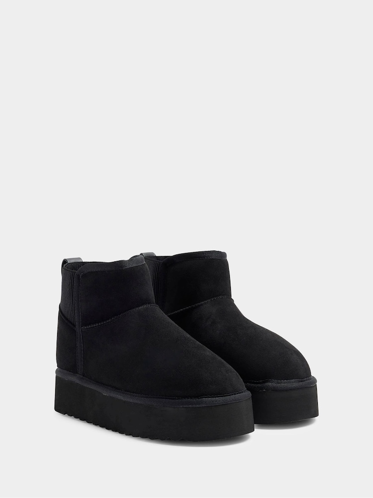 River Island Black Faux Fur Lined Elastic Back Boots - Image 3 of 5