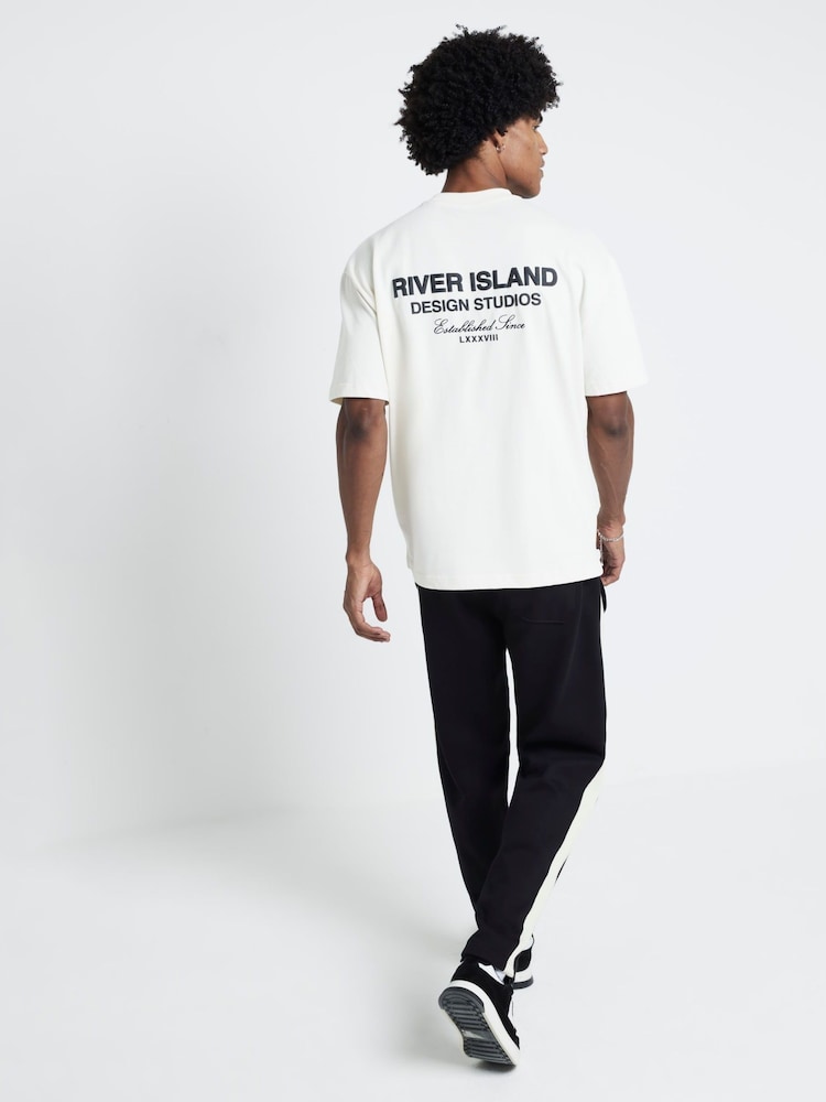 River Island Cream Regular Fit Studio Graphic 100% Cotton T-Shirt - Image 2 of 4