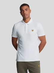 أبيض كروم - قميص بولو سادة من Lyle & Scott - صورة 1 من 5