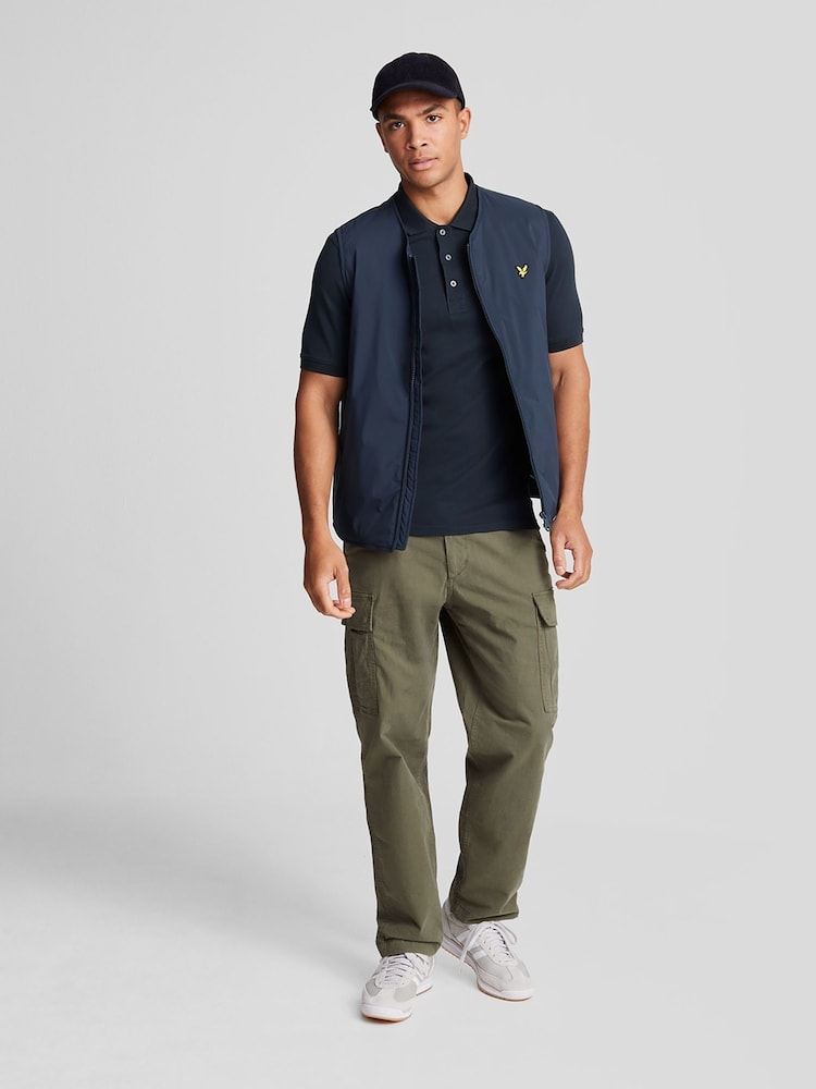 أزرق - قميص بولو سادة من Lyle & Scott - صورة 2 من 5