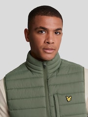 Lyle & Scott Green Stretch Lightweight Quilted Gilet - Image 4 of 5