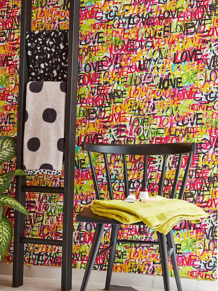 Ohpopsi Multi Riot Love Scribble 10M Wallpaper - Image 4 of 4 Ohpopsi Multi Riot Love Scribble 10M Wallpaper - Image 4 of 4